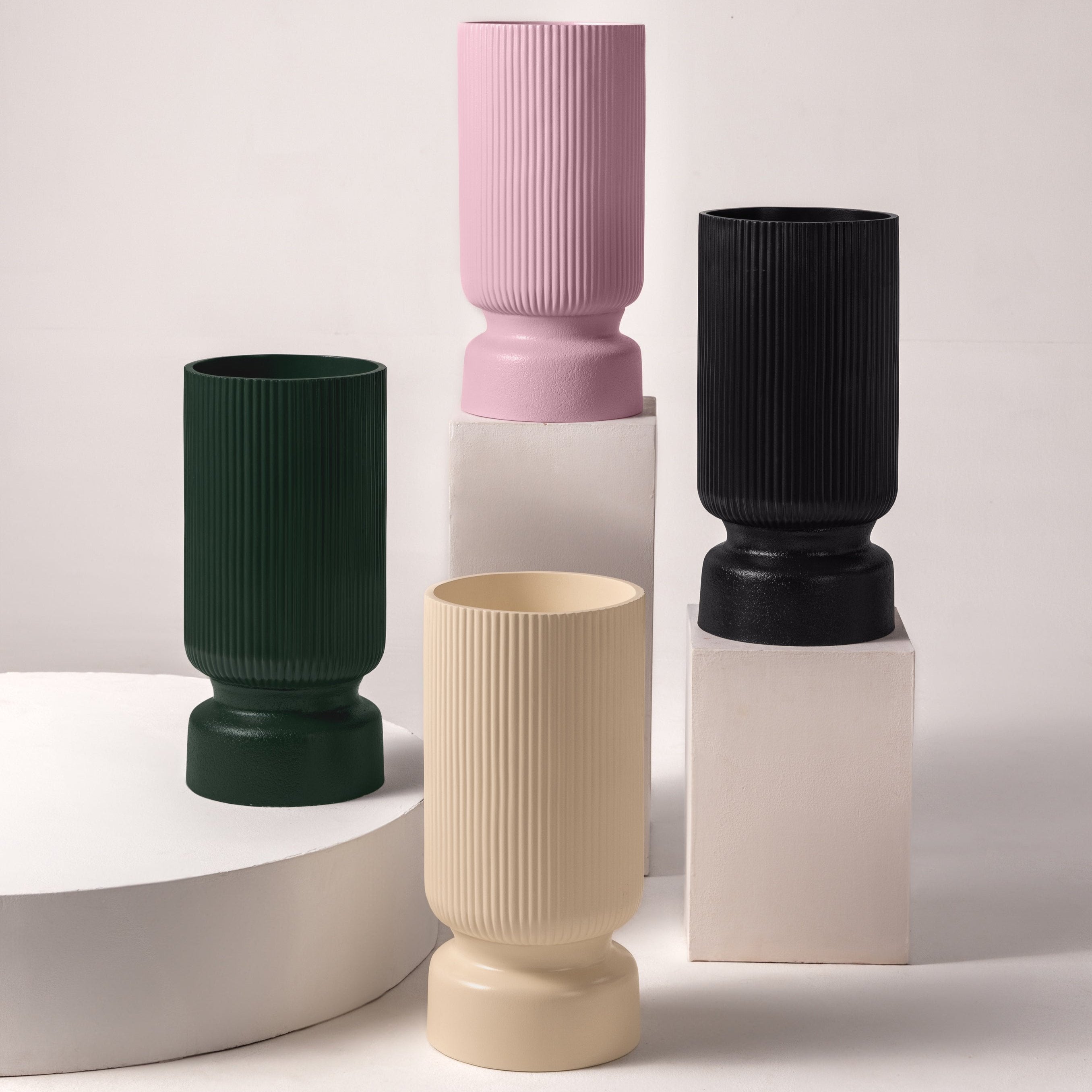 Lily Planter - Dark Green - Ripples Home