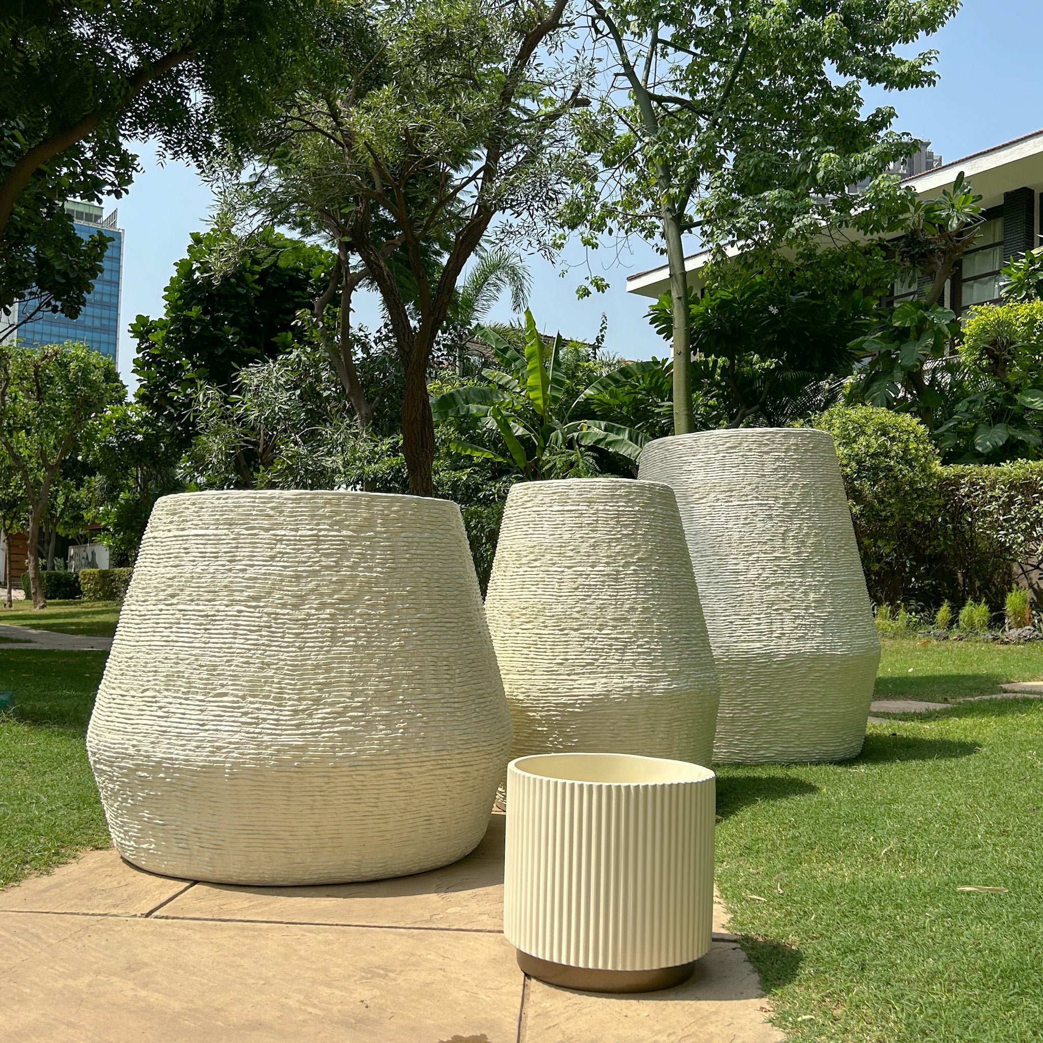 Black Kai Planter 30" - Ripples Home