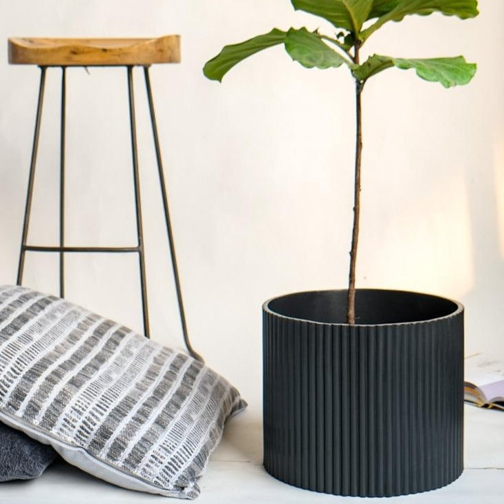 Large Midori Planter.